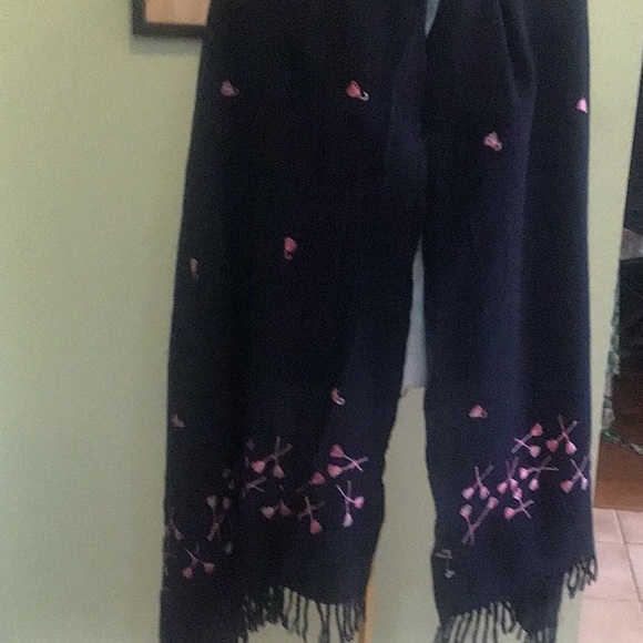 TIE RACK WOOL SHAWL - Picture 4 of 7